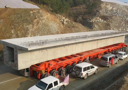 龍派輪胎式運(yùn)梁車(chē)的炮車(chē)廠家